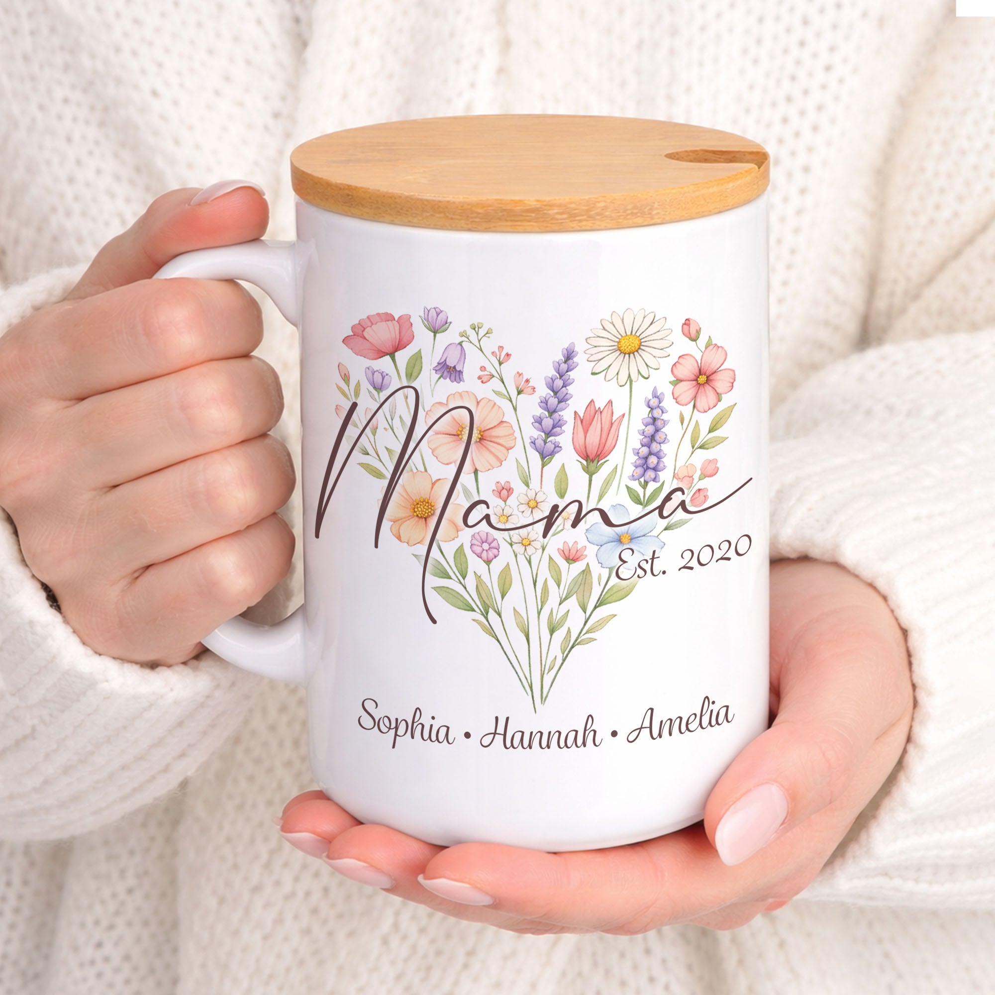 Personalized Mama Mug – Mother's Day Gift mug 15 oz bamboo lid and gold tone spoon