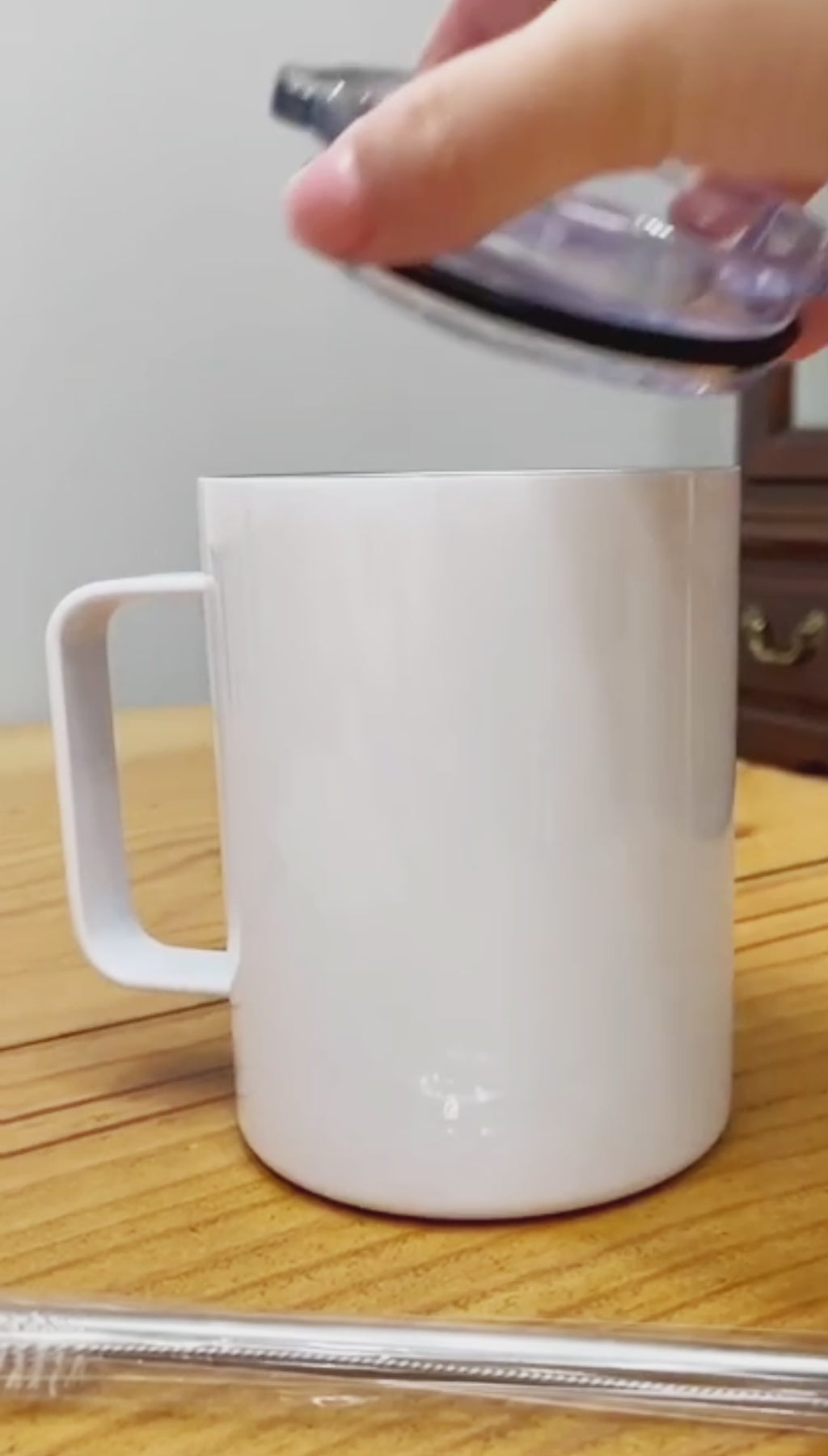 Personalized Coffee Mug with Handle & Lid – 12oz Insulated Travel Cup